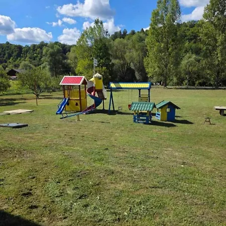 Stan Na Dan Bumbar Apartman *