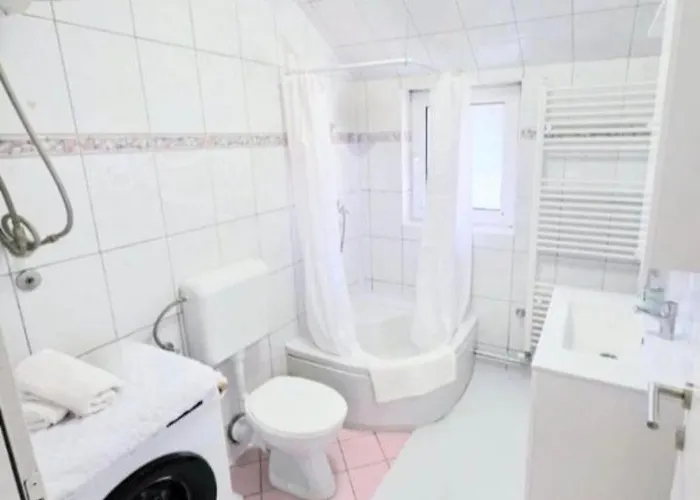 Stan Na Dan Bumbar Apartman Kostajnica