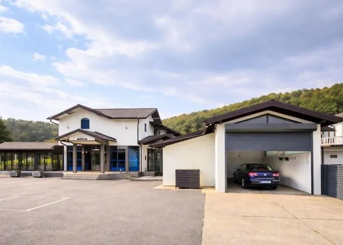 Stan Na Dan Bumbar Apartman *